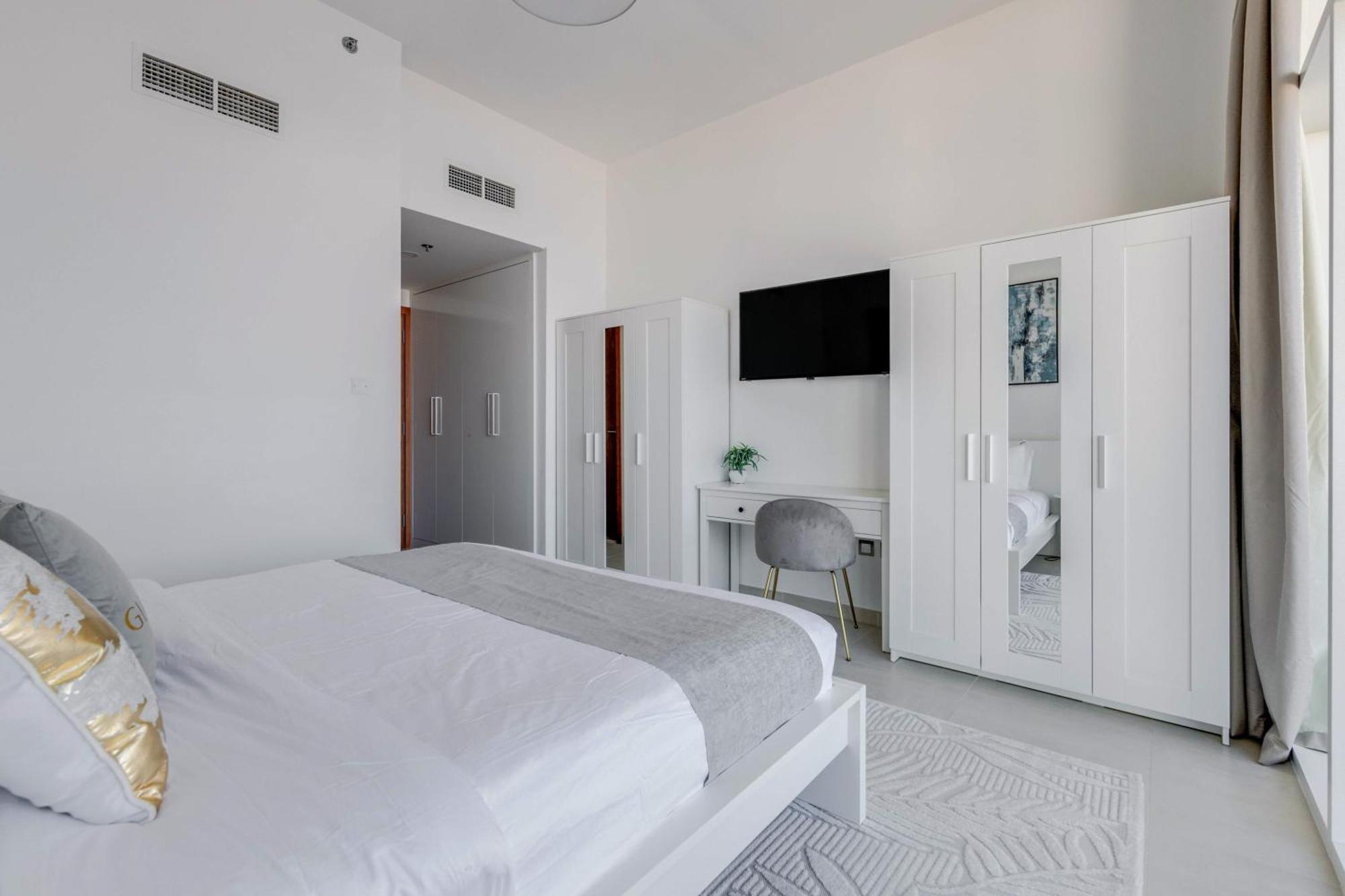 Luxury Azizi Mina Beachfront Apartments Dubai Buitenkant foto