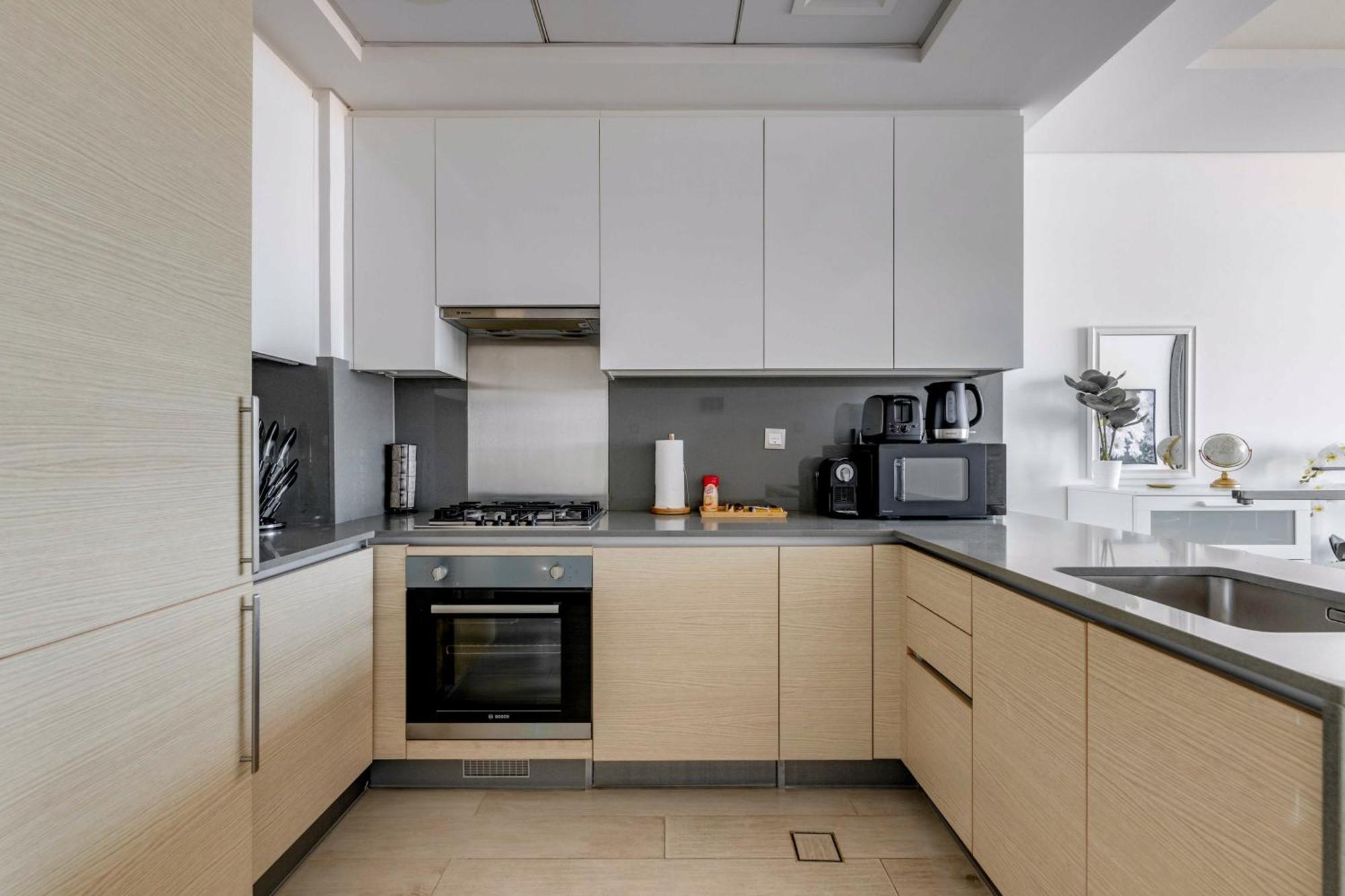 Luxury Azizi Mina Beachfront Apartments Dubai Buitenkant foto