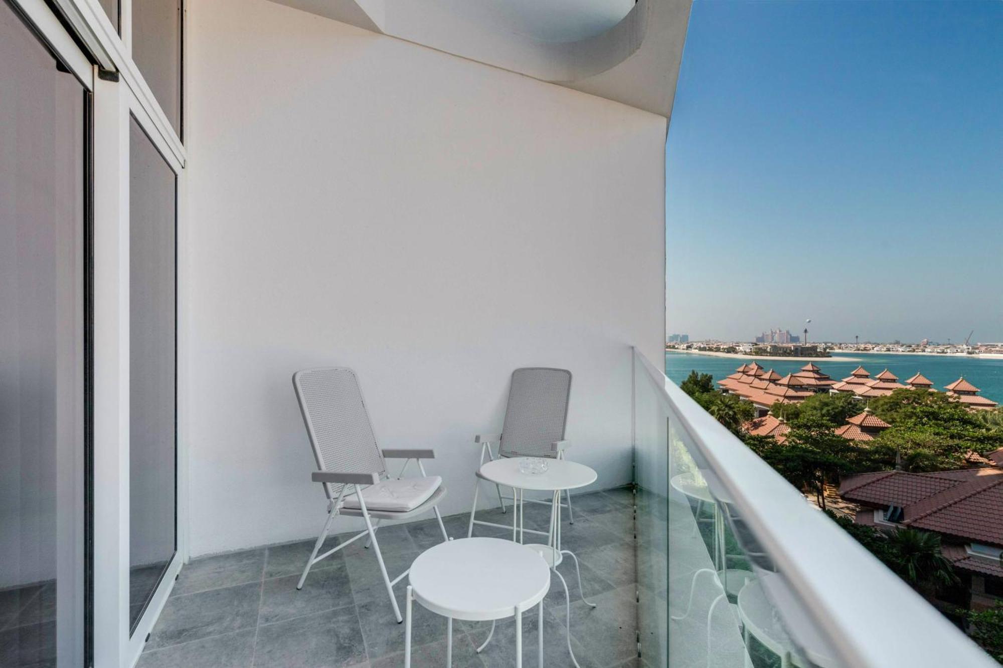 Luxury Azizi Mina Beachfront Apartments Dubai Buitenkant foto