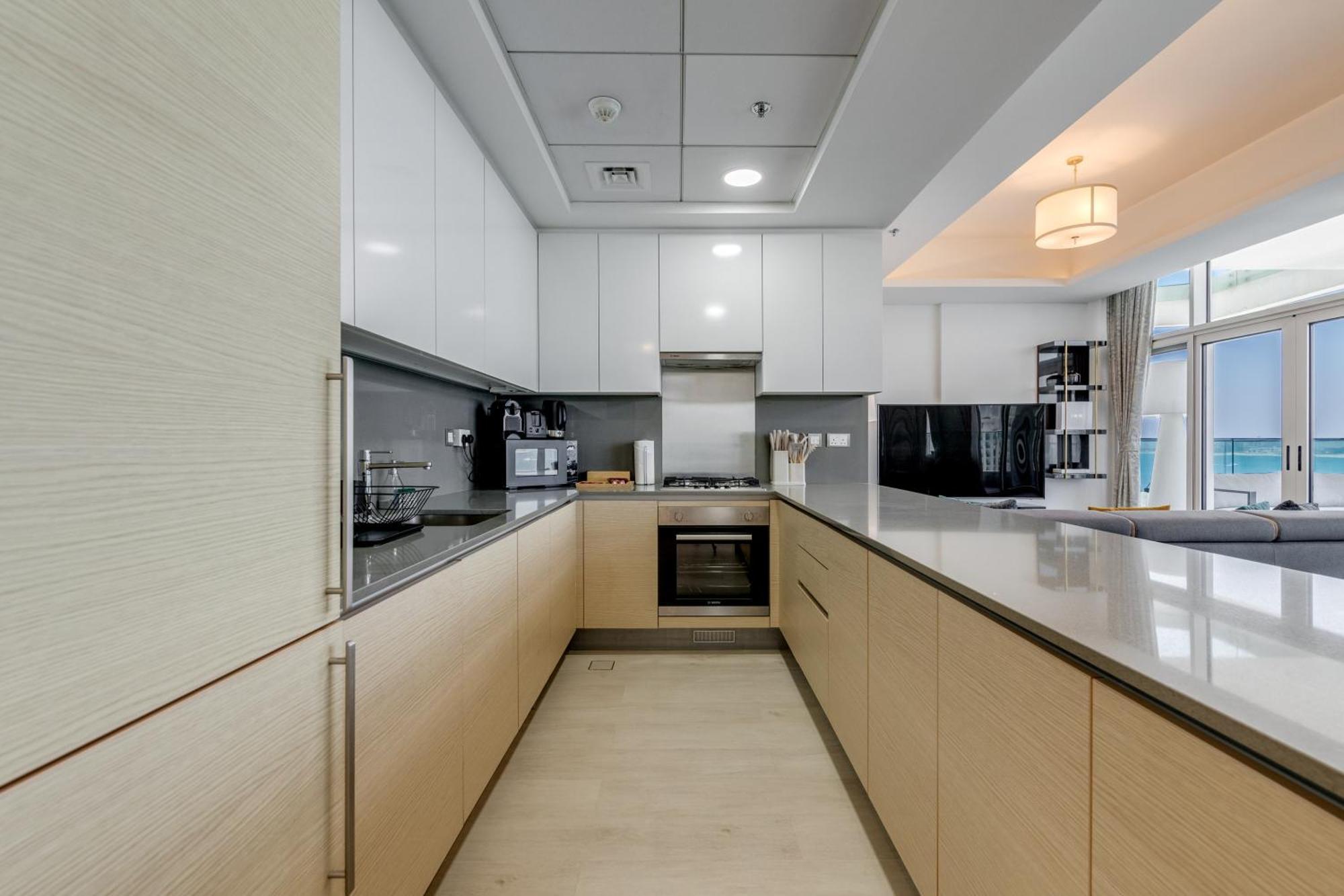 Luxury Azizi Mina Beachfront Apartments Dubai Buitenkant foto