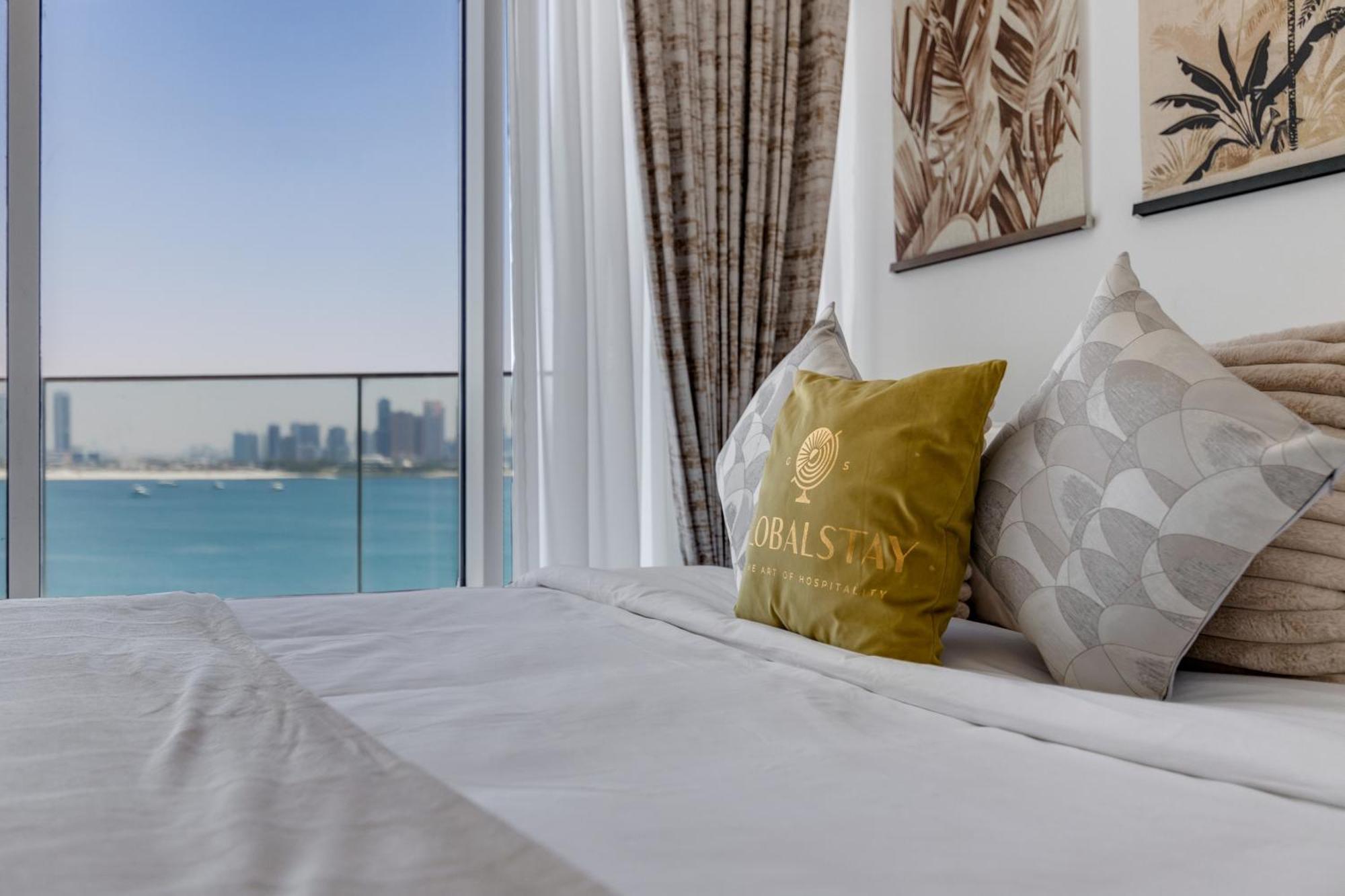 Luxury Azizi Mina Beachfront Apartments Dubai Buitenkant foto